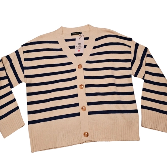 Merokeelty Sweater XL NWT - Picture 4 of 5